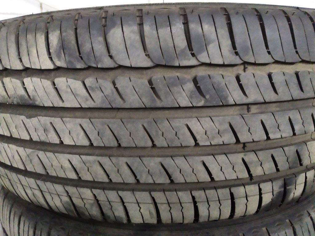 1 Tire 245/45R19 MICHELIN PRIMACY MXM4 (2,5mm) Tesla model S 1065205-00-A